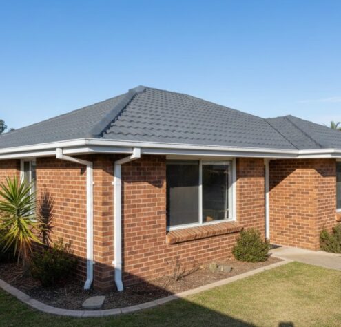 When roof painting is the right move